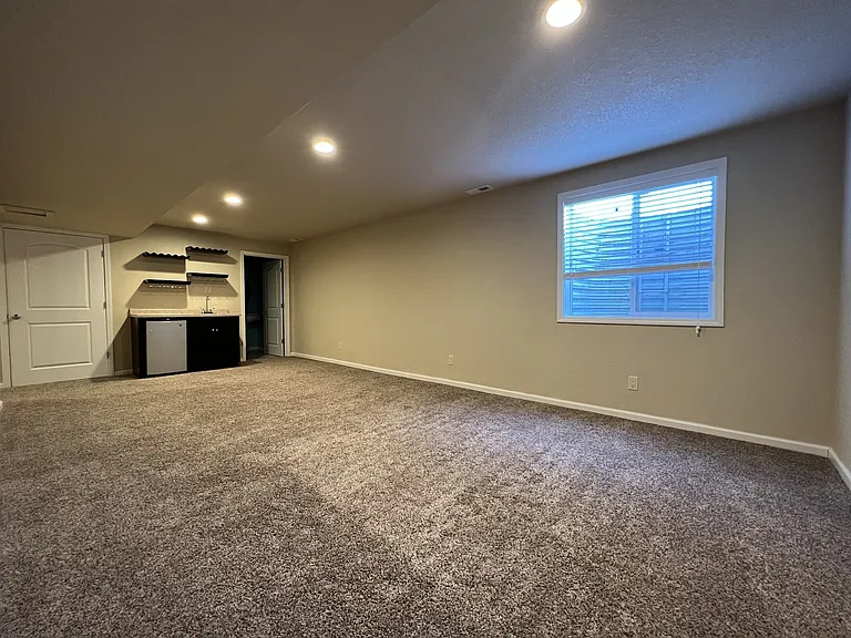 9565 Red Sunset Ct — Photo 21