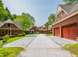 218 Kuhne Rd, Southbury, CT 06488