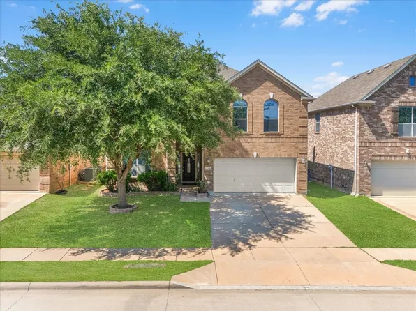 1725 Birds Eye Rd, Fort Worth, TX 76177