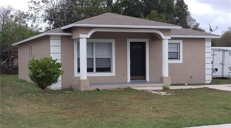 1st image of 610 Wiggins Ct