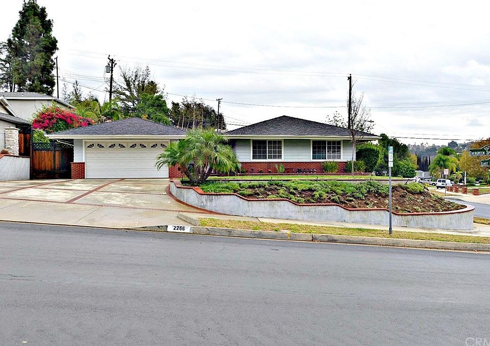 1st image of 2266 Evergreen Springs Dr