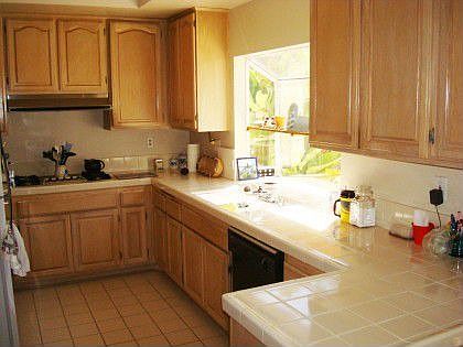 4th image of 13648 Chesterfield Dr