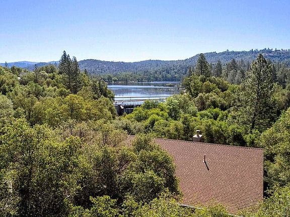 4th image of 14499 Lake Vista Dr