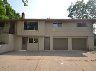 16481 Hilltop Rd, Eden Prairie, MN 55347