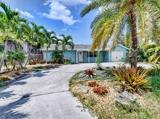 727 SW 25th Ave, Boynton Beach, FL 33435