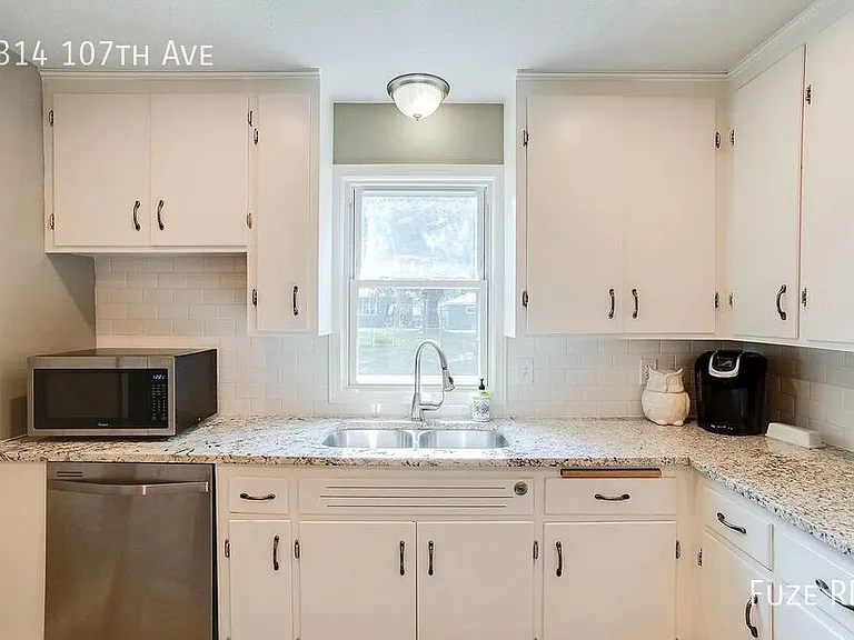 314 107th Ave NE — Photo 12