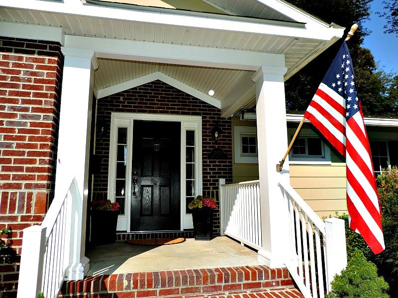 1st image of 2614 Hillsman St