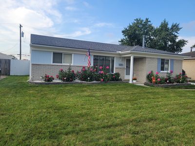 32655 Lone Pine Dr, Westland, MI, 48185