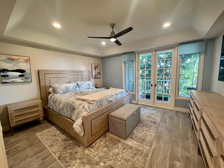 Large Primary bedroom with ensuite