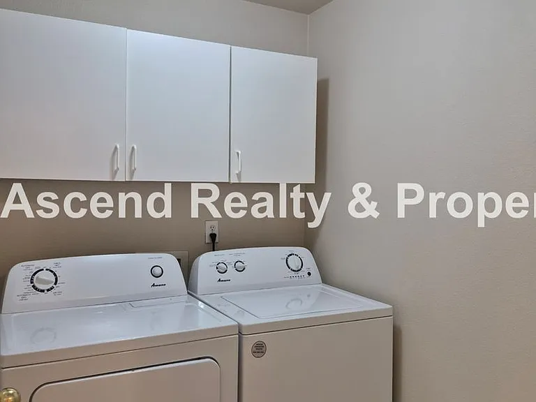 17634 SW September Ln — Photo 12