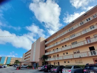 233 NE 14th Ave APT 105, Hallandale Beach, FL, 33009