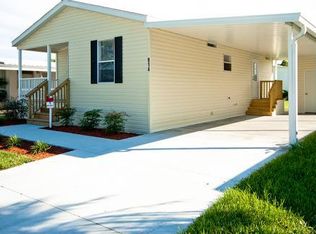 414 Spring Lake Rd, Wildwood, FL 34785