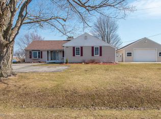 5451 Hartwell Rd, Saranac, MI 48881