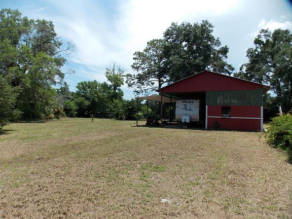 4th image of 3621 NW 17th Ave