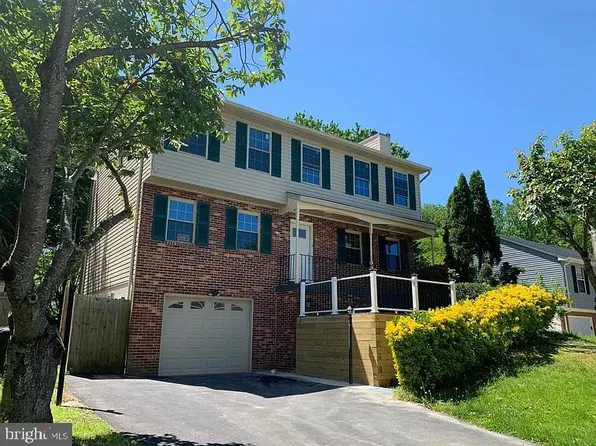 6079 Ponhill Dr, Woodbridge, VA 22193