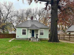 1231 SW Randolph Ave, Topeka, KS 66604