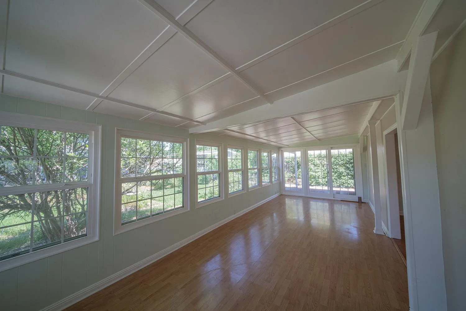 6748 Alden Ln photo 1