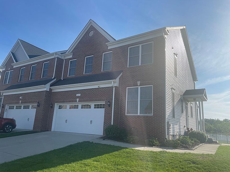 2nd image of 1035 Llano Dr
