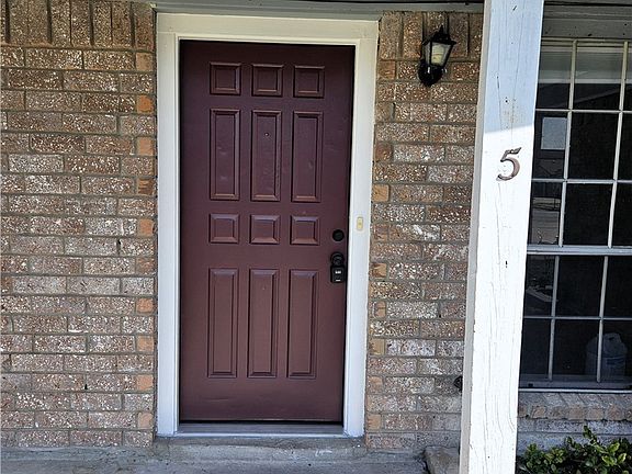2nd image of 4802 Delwood St #5