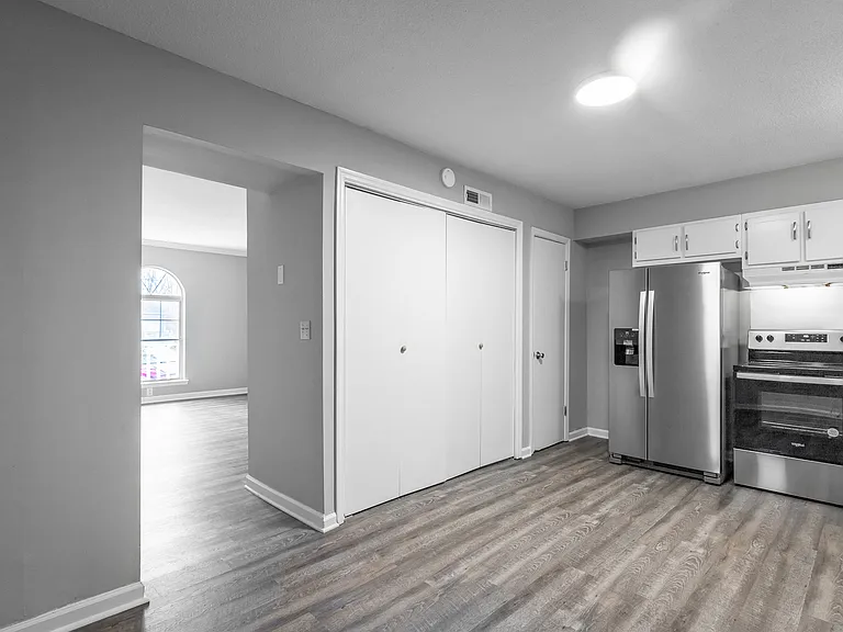 1111 McBrien Rd #D — Photo 2