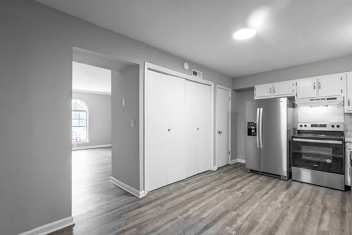 Building Photo - 1111 McBrien Rd #D