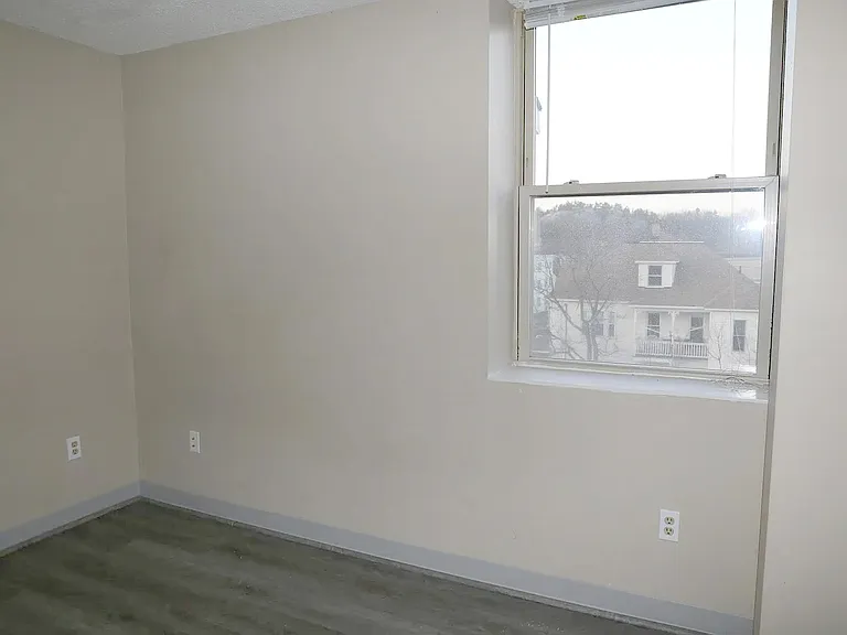 25 Laval Street Apartments — Photo 46