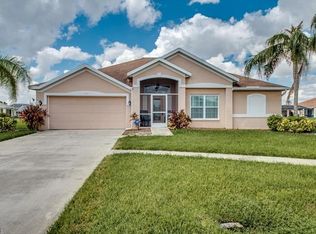 1505 Stadium Ct, Lehigh Acres, FL 33971