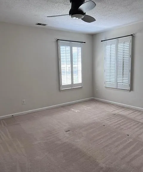 238 Sherbrooke Dr — Photo 5