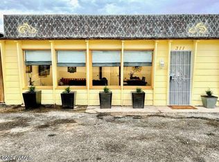 311 W Hopi Dr, Holbrook, AZ 86025