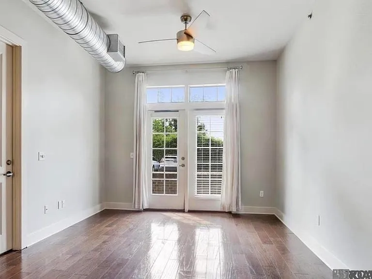 333 E Boyd Dr #17 — Photo 5