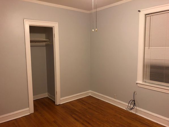 2900-04 N Laramie Avenue W George St #29043
