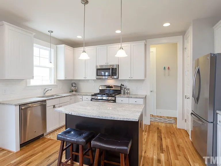 65 Kimbolton Pl — Photo 4