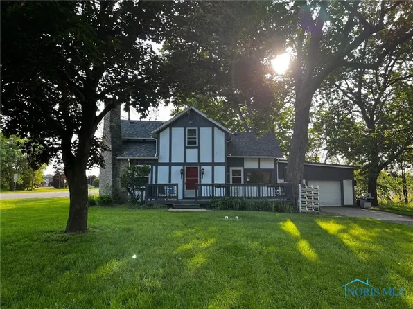 13950 Airport Hwy, Swanton, OH 43558