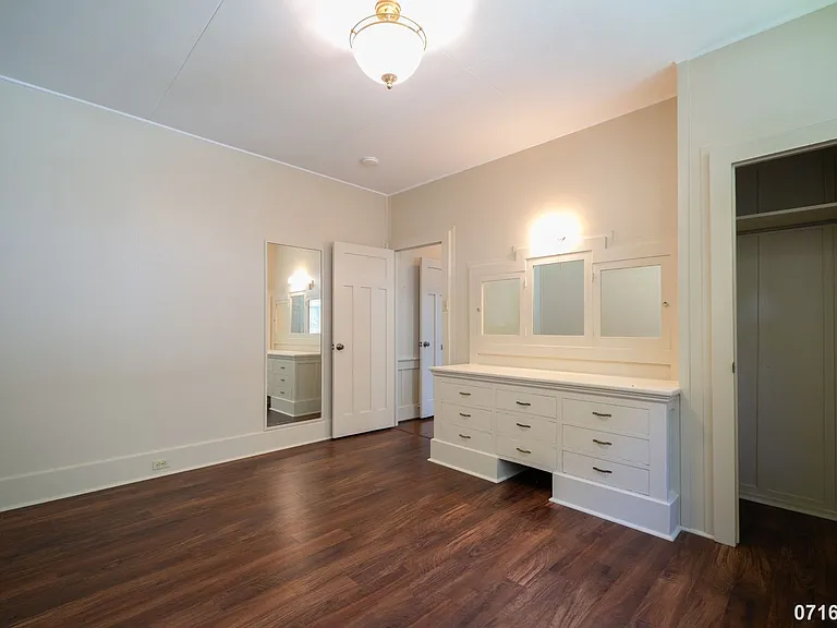 2417 Parker Pl — Photo 19