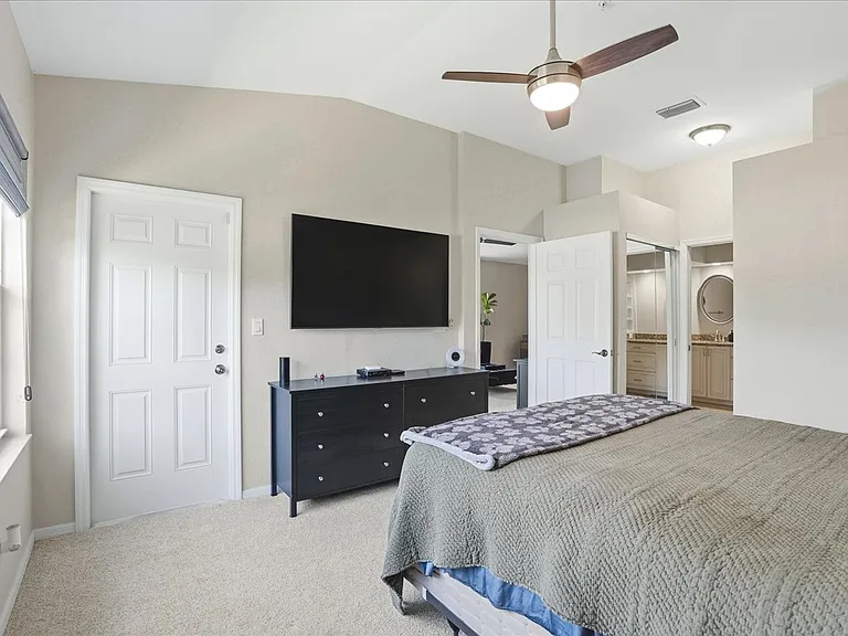 6829 Satinleaf Rd S #204 — Photo 10
