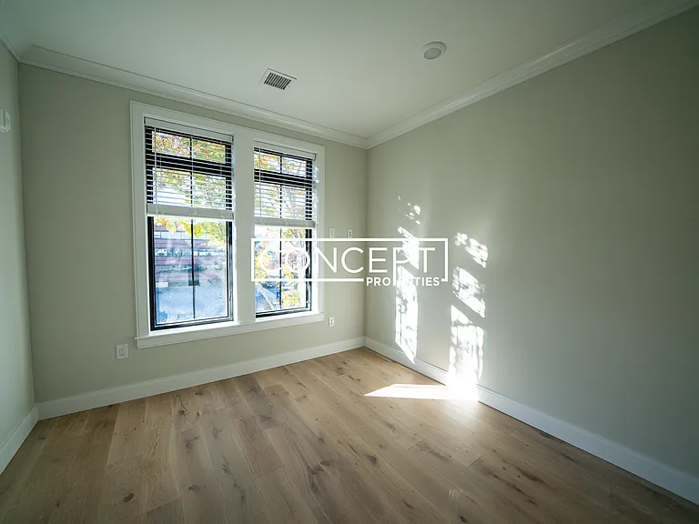 157 Everett St #301 — Photo 9