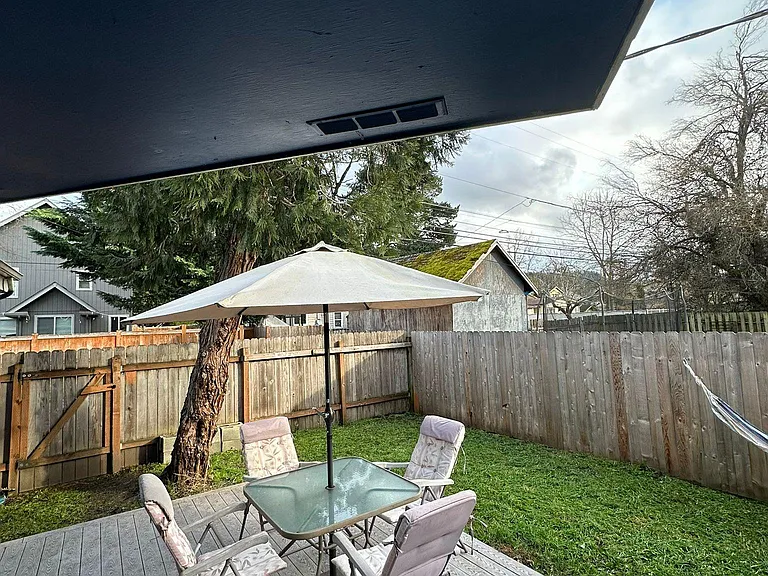 2625 Hilyard St #A — Photo 21