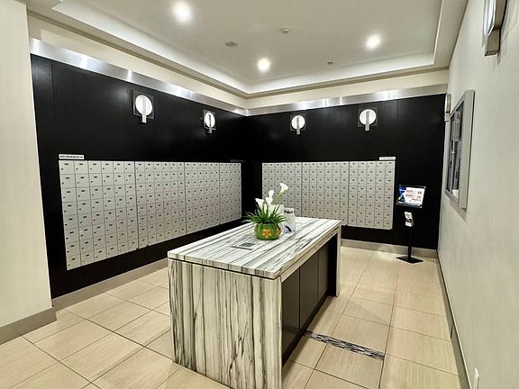 5th image of 55 S Town Centre Blvd #1205