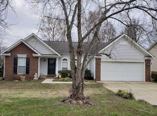 11810 Winter Pine Ln, Charlotte, NC 28269
