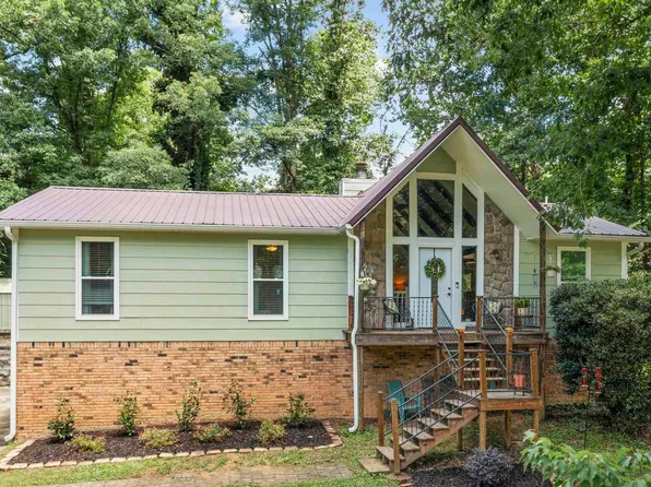 109 Yvonne Cir, Trussville, AL 35173
