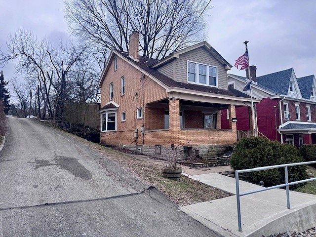 1st image of 115 Copperfield Ave