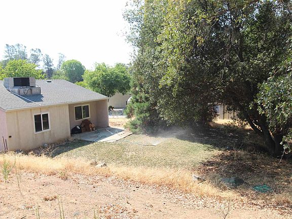 3rd image of 19228 Sunny Cir