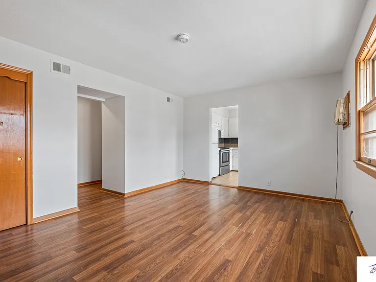 1021 S 31st St — Photo 13