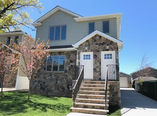 600 Foster Rd, Staten Island, NY 10309