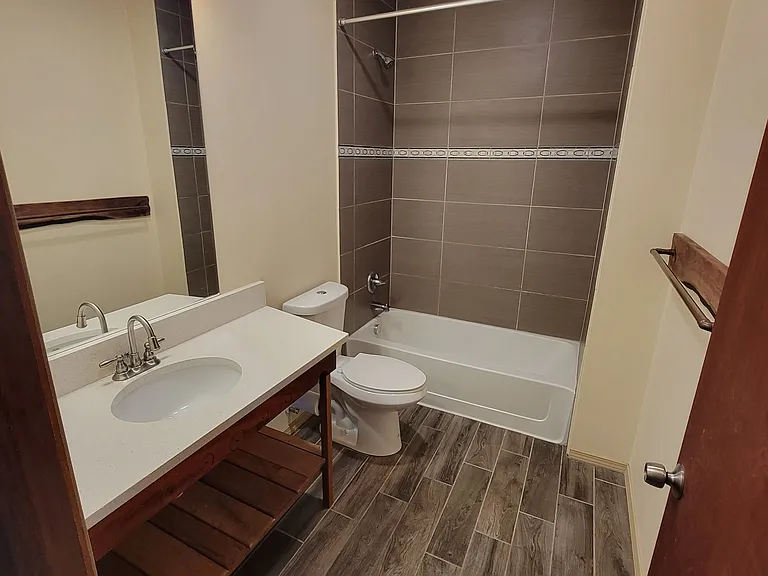 14001 SE Rupert Dr #4 — Photo 3
