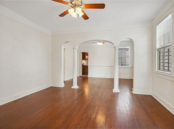 3rd image of 2306 Audubon St