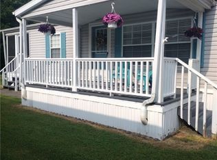 142 Golden Pond Est, Akron, NY
