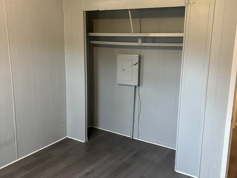 1423 Claire Dr — Photo 18