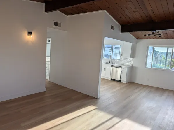 2400 Marshallfield Ln #Yc, Redondo Beach, CA 90278