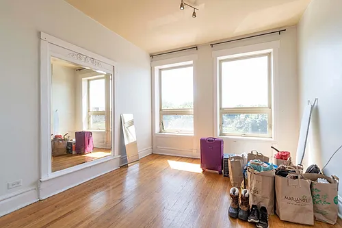 2545 N Sheffield Ave #310 Photo 1